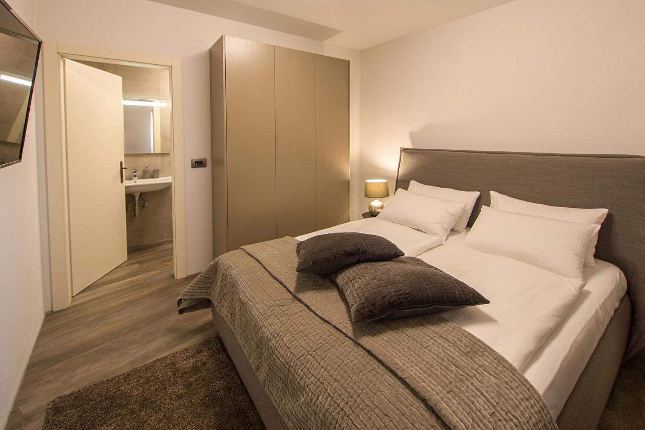 Aldila Art Rooms, Apartment And Vacation House Smartno Exterior foto