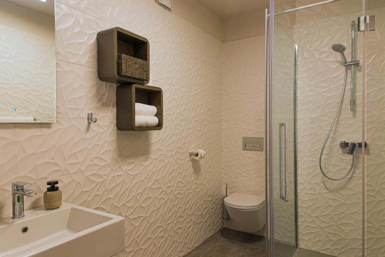 Aldila Art Rooms, Apartment And Vacation House Smartno Exterior foto