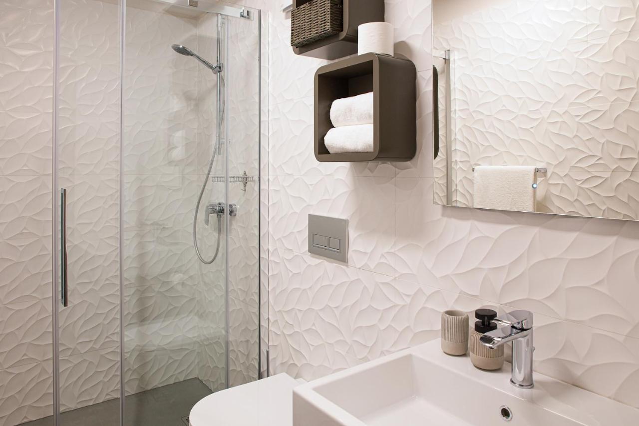 Aldila Art Rooms, Apartment And Vacation House Smartno Exterior foto